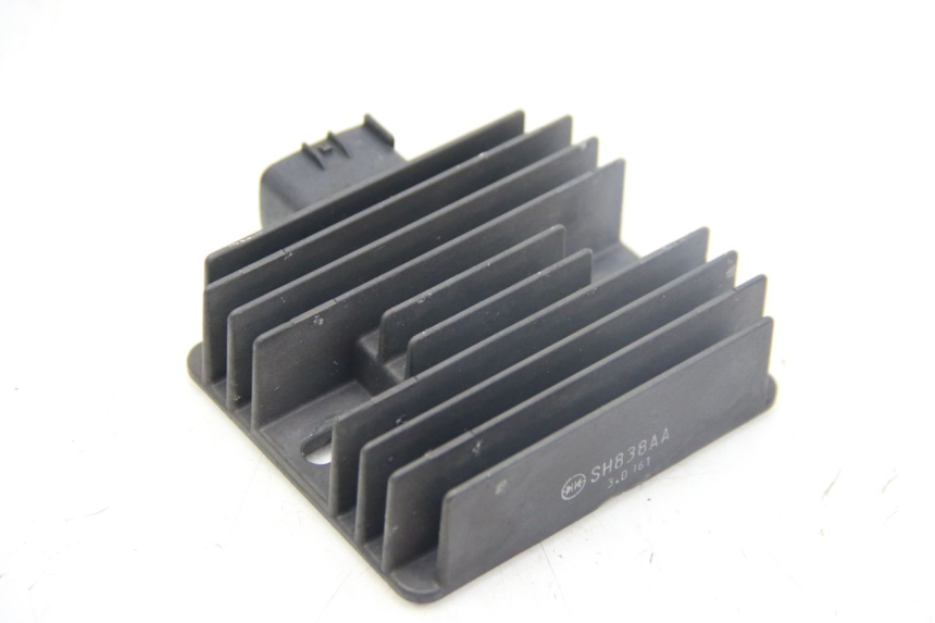 photo de LADEREGLER KAWASAKI Z ABS 1000 (2014 - 2020) - Detailansicht des Bauteils