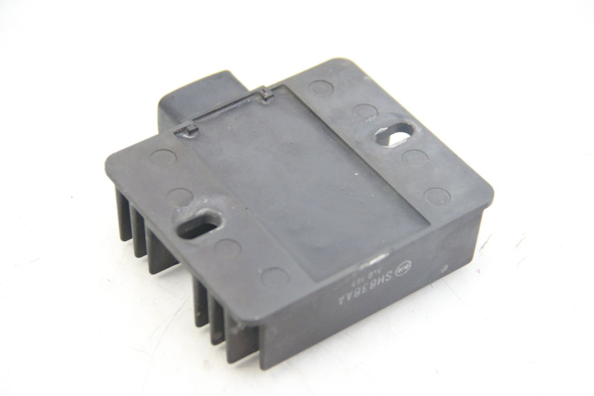 photo de LADEREGLER KAWASAKI Z ABS 1000 (2014 - 2020) - Zoom auf Gebrauchszustand