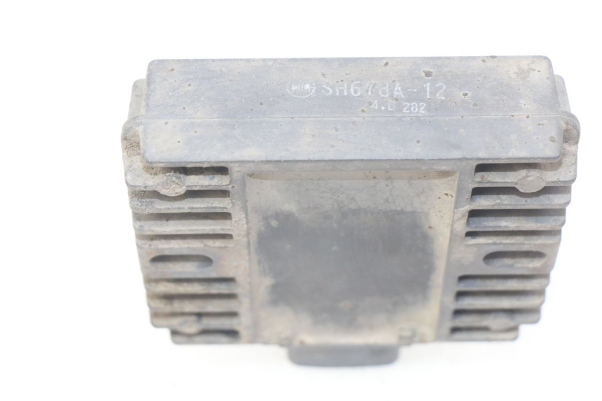 photo de LICHTMASCHINENREGLER KAWASAKI Z S 750 (2003 - 2006) - Zoom auf Gebrauchszustand