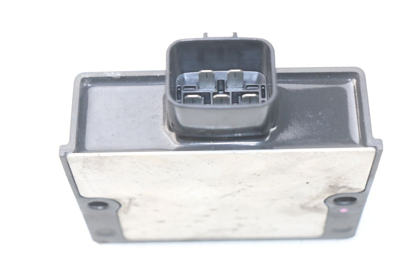 photo de REGLER LICHTMASCHINE KAWASAKI Z Z900 900 (2017 - 2019) - Alternative Perspektive