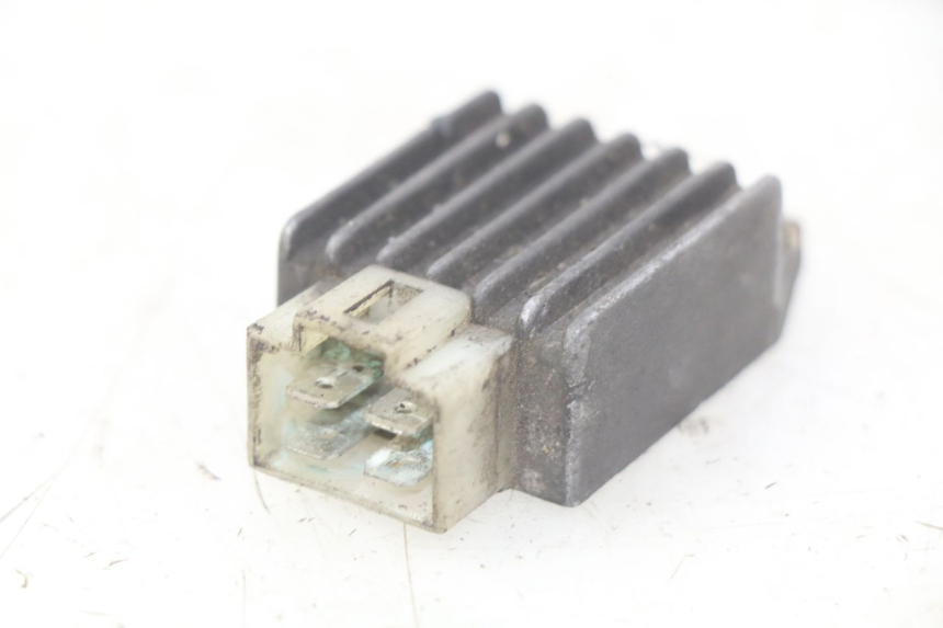 photo de SPANNUNGSREGLER PEUGEOT ZENITH 50 (1994 - 1999) - Detailansicht des Bauteils