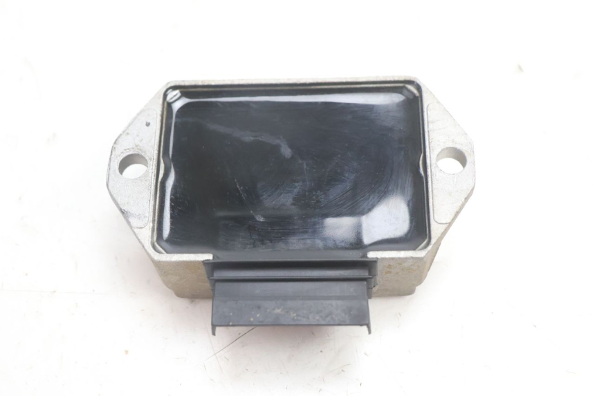 photo de LADEREGLER PIAGGIO ZIP 2T 50 (2009 - 2019) - Alternative Perspektive
