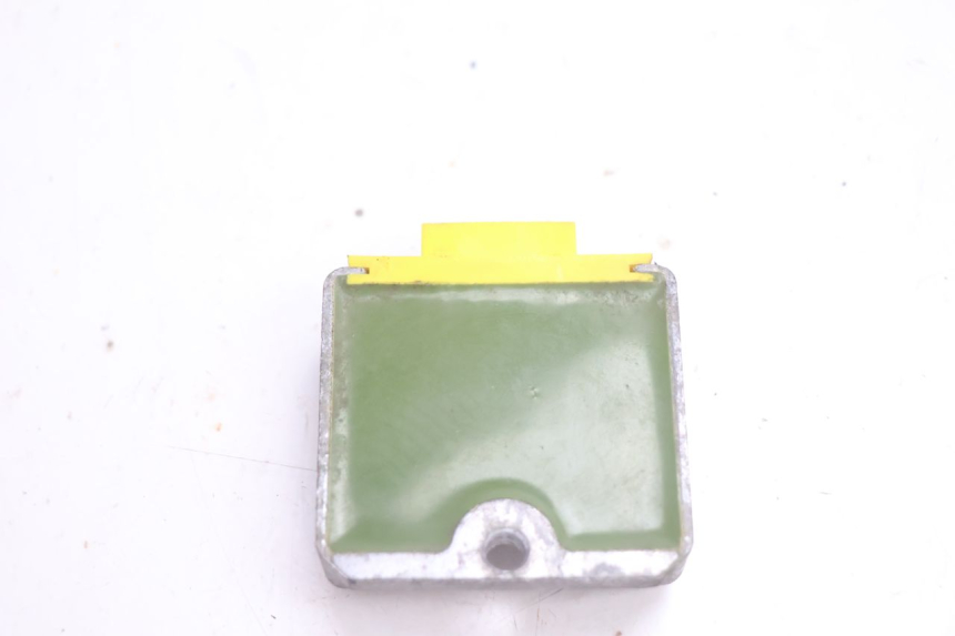 photo de REGLER LICHTMASCHINE PIAGGIO ZIP 4T 50 (2006 - 2017) - Alternative Perspektive
