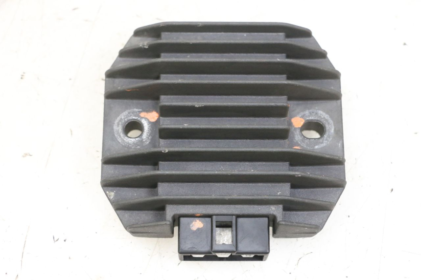 photo de REGLER LICHTMASCHINE KAWASAKI ZR 7 750 (1999 - 2004) - Hauptansicht