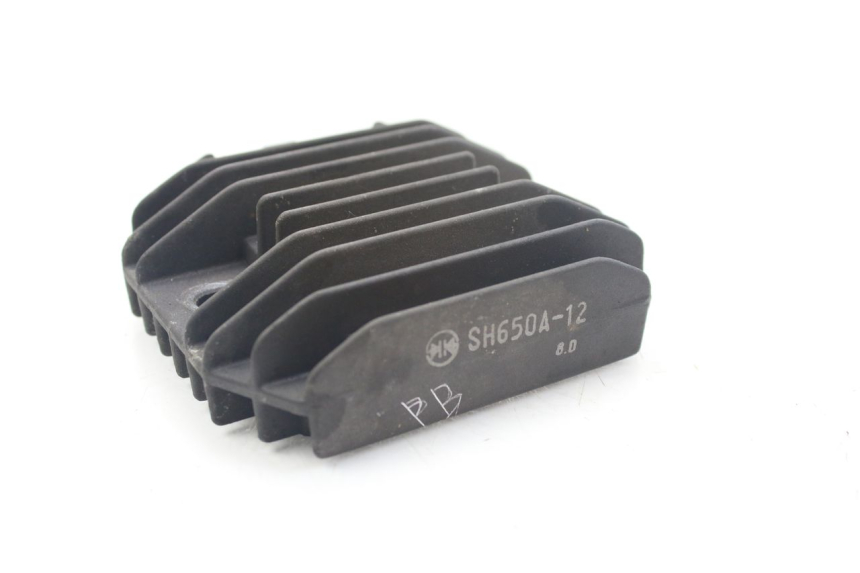 photo de LICHTMASCHINENREGLER KAWASAKI ZZR 600 (1995 - 2004) - Hauptansicht