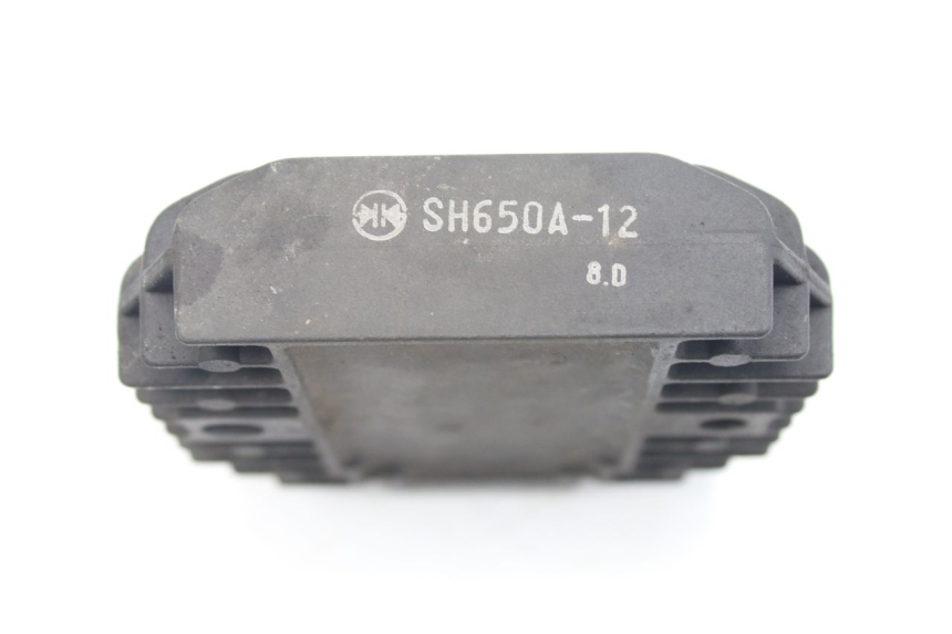 photo de LICHTMASCHINENREGLER KAWASAKI ZZR 600 (1995 - 2004) - Zoom auf Gebrauchszustand