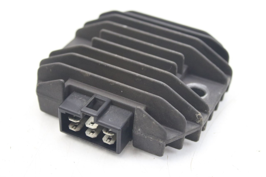 photo de LICHTMASCHINENREGLER KAWASAKI ZZR 600 (1995 - 2004) - Technische Nahaufnahme