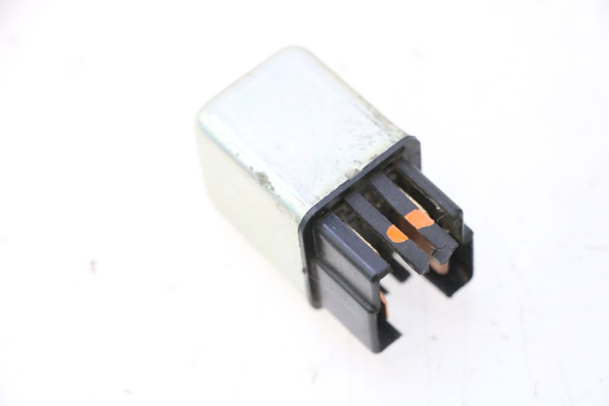 photo de STARTERRELAY KYMCO AGILITY 4T 50 (2005 - 2018) - Detailansicht des Bauteils