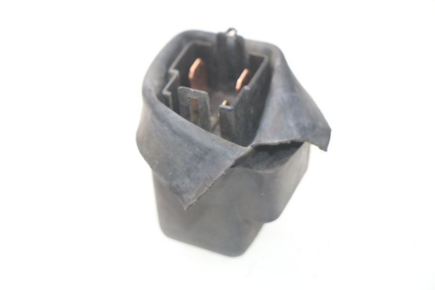 photo de STARTERRELAY KYMCO AGILITY RS 2T 50 (2009 - 2013) - Details der Befestigungspunkte