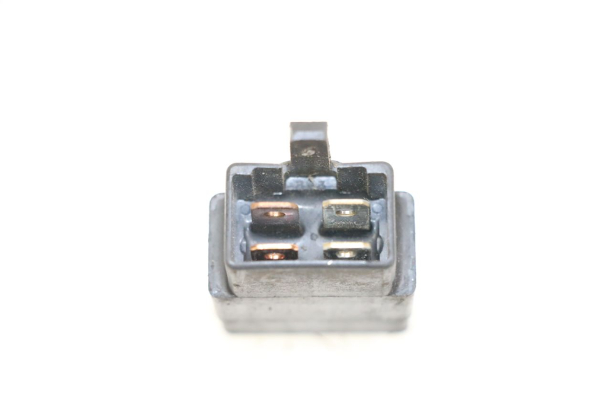 photo de STARTERRELAY PEUGEOT BUXY 50 (1993 - 1998) - Zoom auf Gebrauchszustand