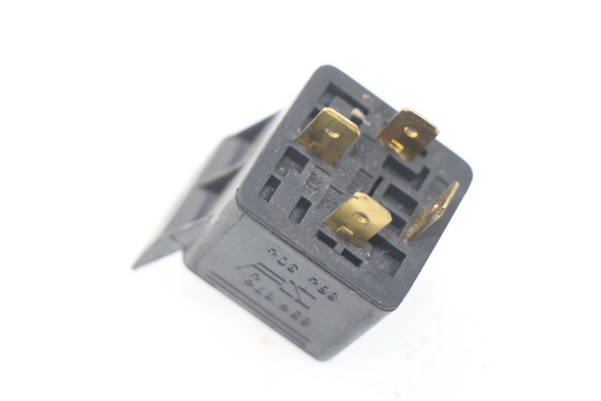 photo de ANLASSERRELAIS YAMAHA BW'S 50 (2004 - 2017) - Zoom auf Gebrauchszustand