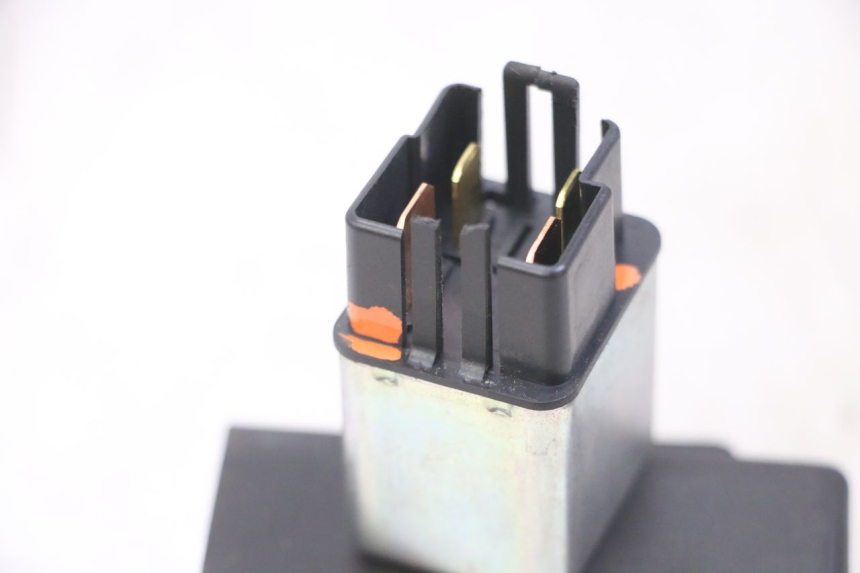 photo de ANLASSERRELAIS HONDA CRF-F CRF F 110 (2019 - 2022) - Details der Befestigungspunkte