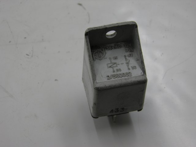 photo de ANLASSERRELAIS DERBI GP MAX 250 (2006 - 2008) - Hauptansicht