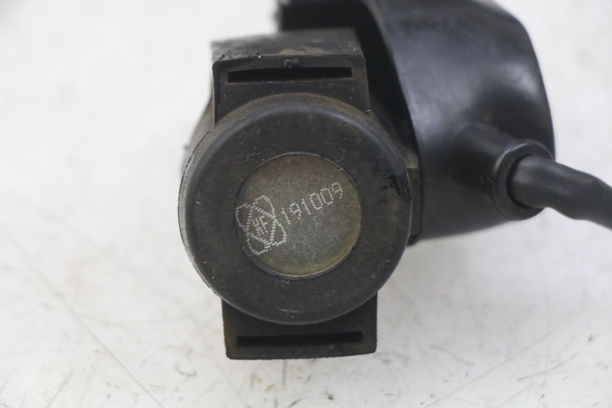 photo de STARTERRELAY LONGJIA DIGITA 4T 50 (2019 - 2022) - Alternative Perspektive