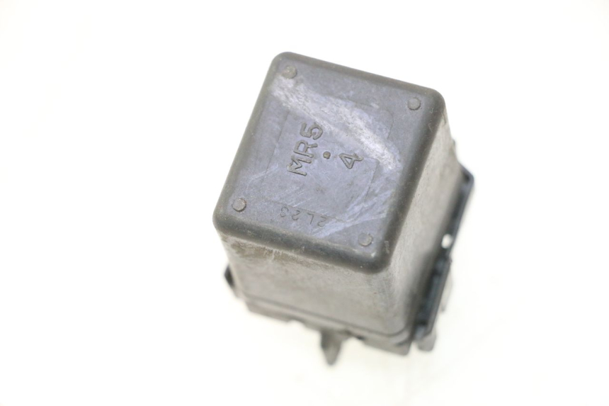 photo de STARTERRELAY HONDA FES PANTHEON 125 (2003 - 2007) - Detailansicht des Bauteils