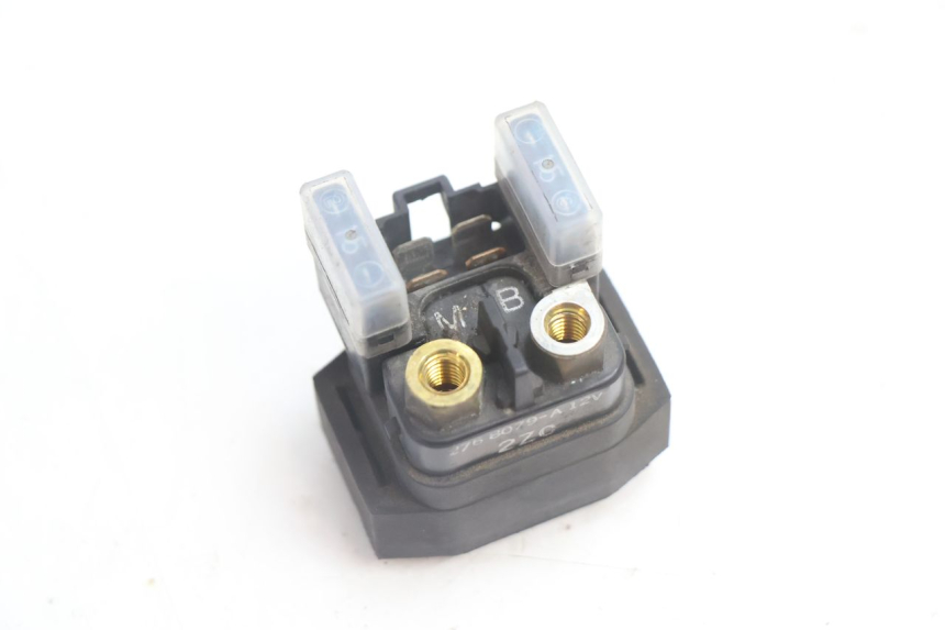 photo de ANLASSERRELAIS YAMAHA FJR 1300 (2001 - 2005) - Detailansicht des Bauteils