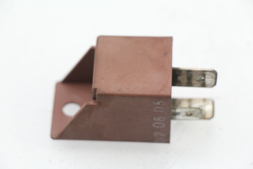 photo de STARTERRELAY PIAGGIO FLY 2T 50 (2004 - 2017) - Detailansicht des Bauteils