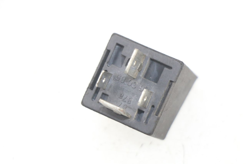 photo de STARTERRELAY PIAGGIO FLY 2T 50 (2004 - 2017) - Zoom auf Gebrauchszustand