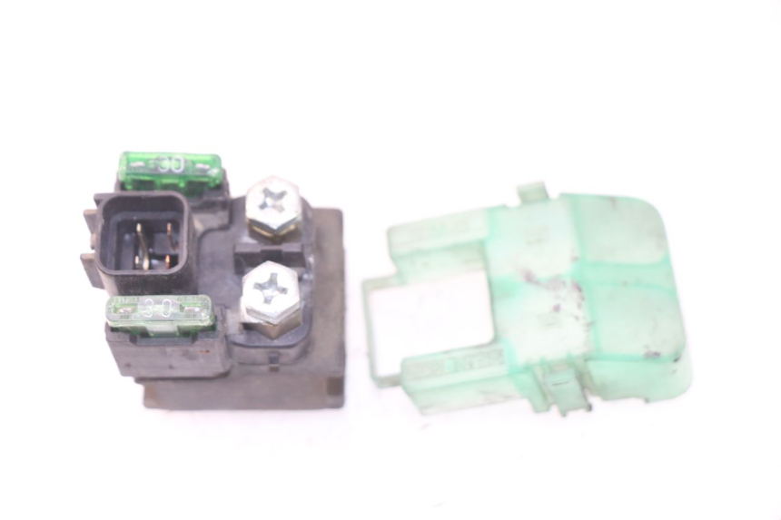 photo de ANLASSERRELAIS SUZUKI GSX-F GSXF 600 (1998 - 2004) - Technische Nahaufnahme