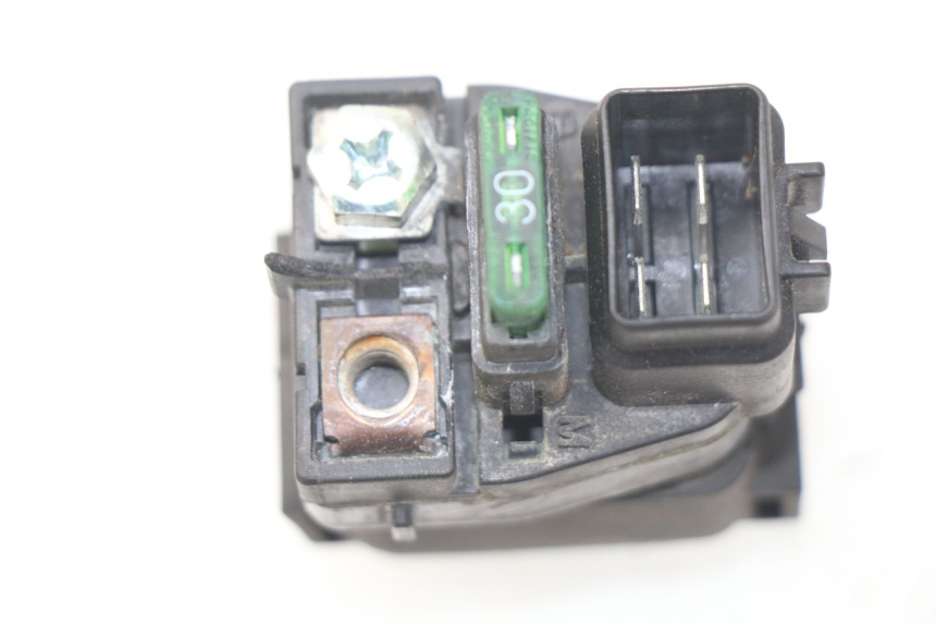 photo de ANLASSERRELAIS SUZUKI GSX-R GSXR 600 (2001 - 2003) - Detailansicht des Bauteils