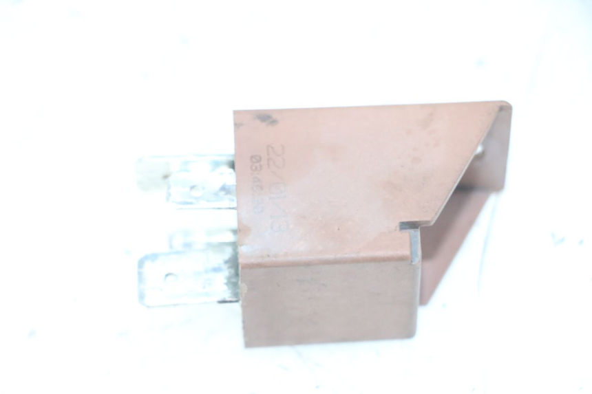 photo de ANLASSERRELAIS PIAGGIO IE MP3 YOURBAN 300 (2011 - 2016) - Zoom auf Gebrauchszustand