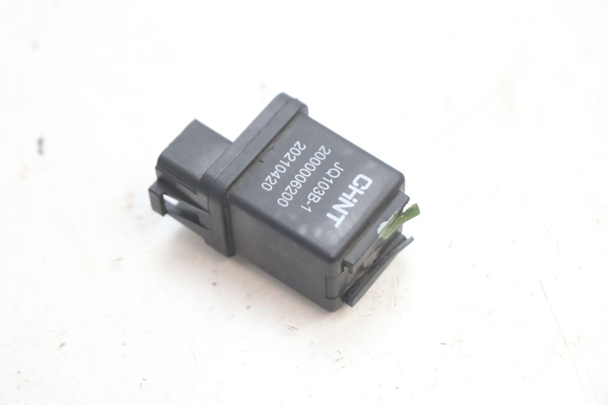 photo de STARTERRELAY PEUGEOT KISBEE 4T 50 (2018 - 2022) - Detailansicht des Bauteils