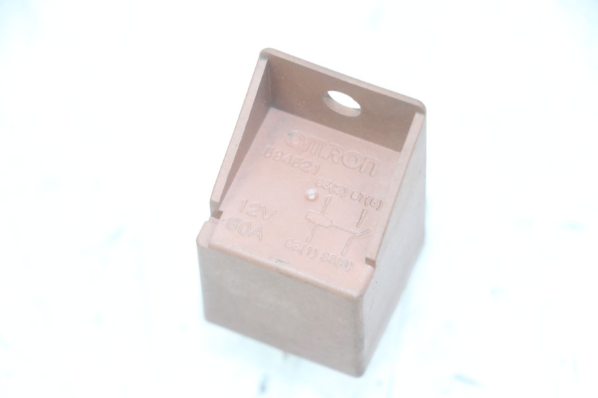 photo de ANLASSERRELAIS PIAGGIO MP3 LT 300 (2010 - 2016) - Zoom auf Gebrauchszustand