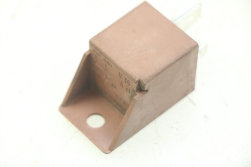 photo de STARTERRELAY PIAGGIO MP3 125 (2006 - 2014) - Hauptansicht