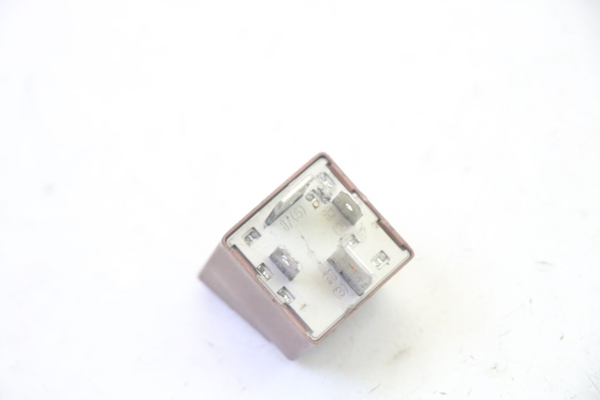 photo de STARTERRELAY PIAGGIO MP3 125 (2006 - 2014) - Zoom auf Gebrauchszustand