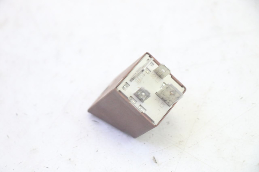 photo de STARTERRELAY PIAGGIO MP3 RL 250 (2006 - 2010) - Detailansicht des Bauteils