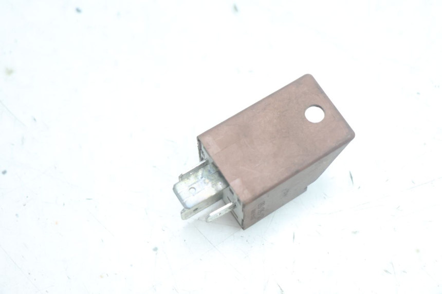 photo de STARTERRELAY PIAGGIO MP3 125 (2006 - 2014) - Alternative Perspektive