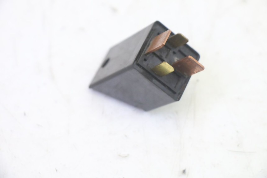 photo de ANLASSERRELAIS PIAGGIO NEW TYPHOON 50 (2010 - 2017) - Alternative Perspektive