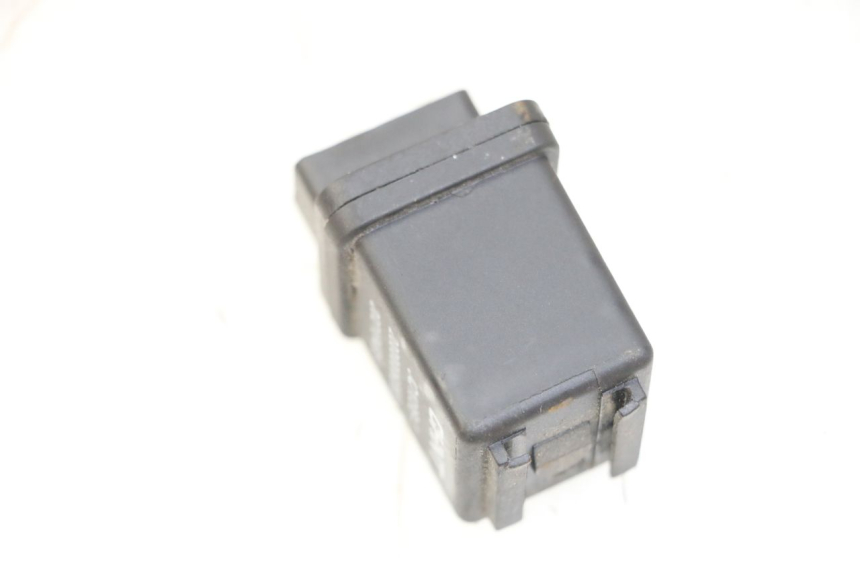 photo de STARTERRELAY PEUGEOT KISBEE 4T 50 (2018 - 2022) - Detailansicht des Bauteils