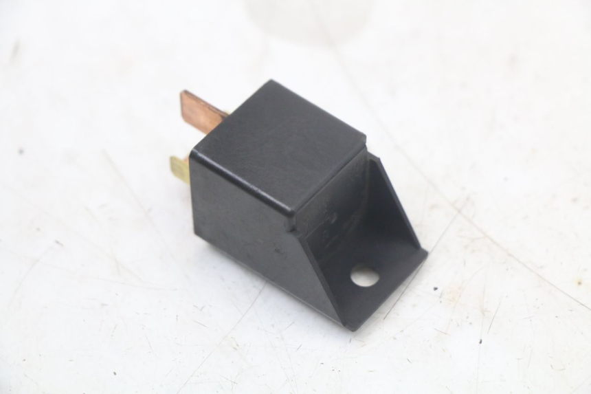 photo de ANLASSERRELAIS PIAGGIO NEW TYPHOON 50 (2010 - 2017) - Zoom auf Gebrauchszustand