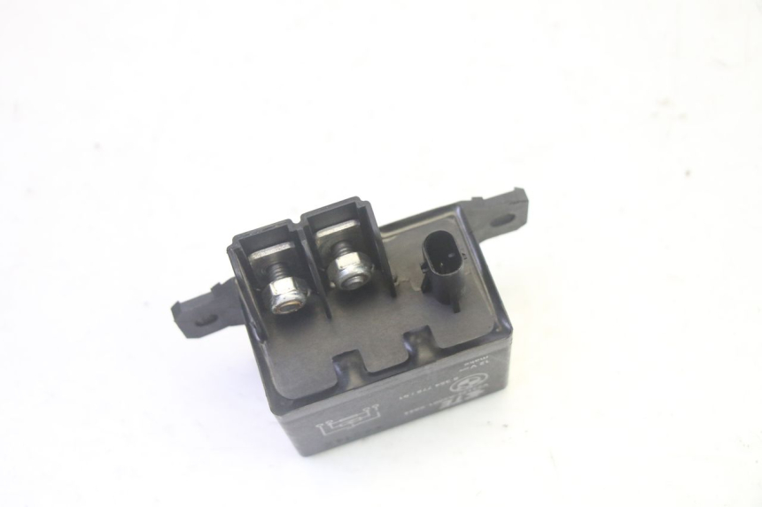 photo de ANLASSERRELAIS BMW R GS 1250 (2021 - 2024) - Details der Befestigungspunkte