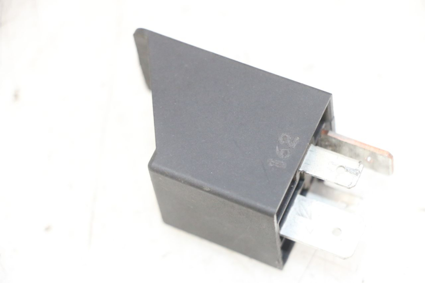 photo de ANLASSERRELAIS PEUGEOT SATELIS 125 (2013 - 2018) - Hauptansicht