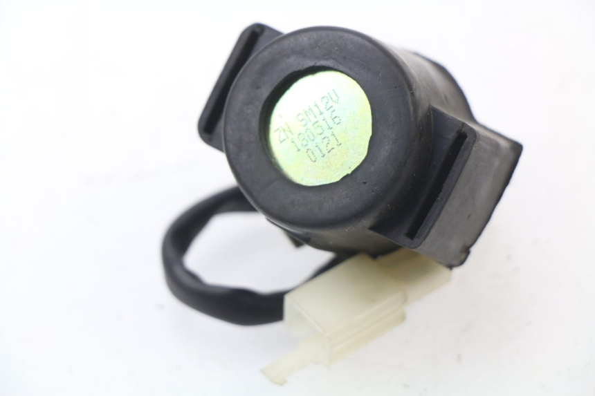 photo de ANLASSERRELAIS JM MOTORS SC 4T 50 (2018 - 2021) - Detailansicht des Bauteils