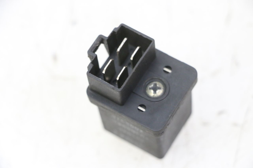 photo de STARTERRELAY PEUGEOT SPEEDFIGHT 3 AIR 50 (2009 - 2015) - Zoom auf Gebrauchszustand