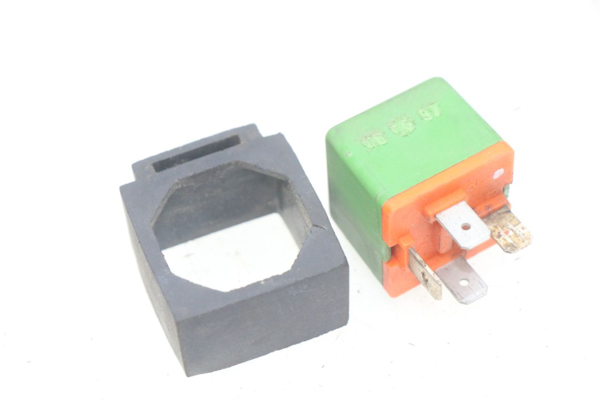 photo de STARTERRELAY APRILIA SR LC 50 (1997 - 2004) - Hauptansicht