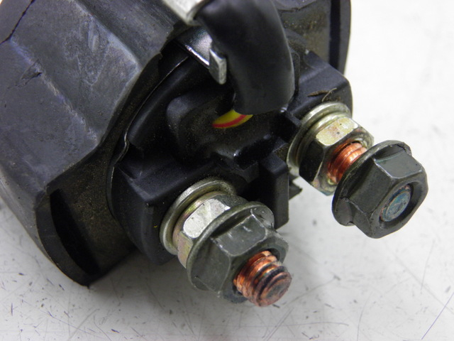 photo de ANLASSERRELAIS SYM SYMPLY 4T 50 (2012 - 2015) - Zoom auf Gebrauchszustand