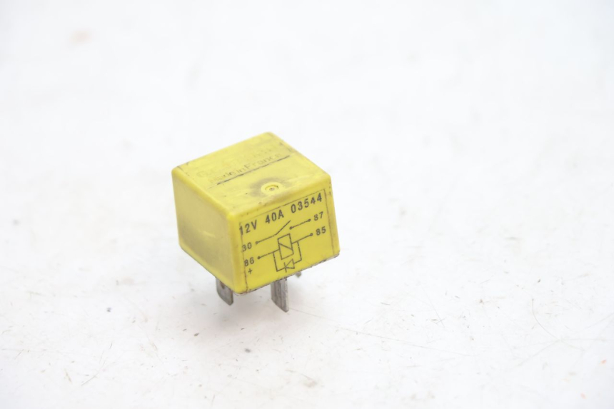 photo de STARTERRELAY PEUGEOT TREKKER 50 (1995 - 2004) - Hauptansicht