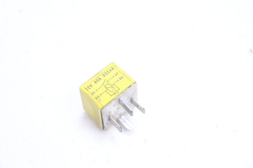 photo de STARTERRELAY PEUGEOT TREKKER 50 (1995 - 2004) - Detailansicht des Bauteils