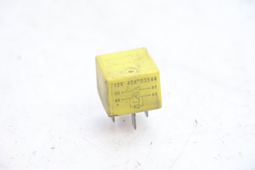 photo de STARTERRELAY PEUGEOT TREKKER 50 (1995 - 2004) - Detailansicht des Bauteils