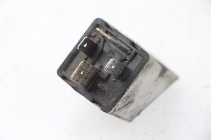 photo de STARTERRELAY PIAGGIO TYPHOON 50 (1993 - 1999) - Alternative Perspektive