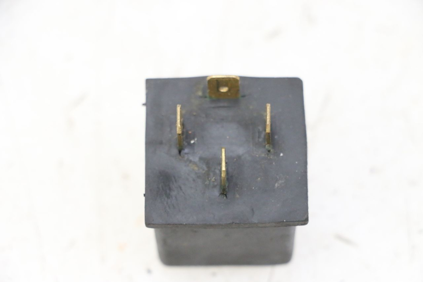 photo de ANLASSERRELAIS YAMAHA TZR 50 (2008 - 2016) - Zoom auf Gebrauchszustand