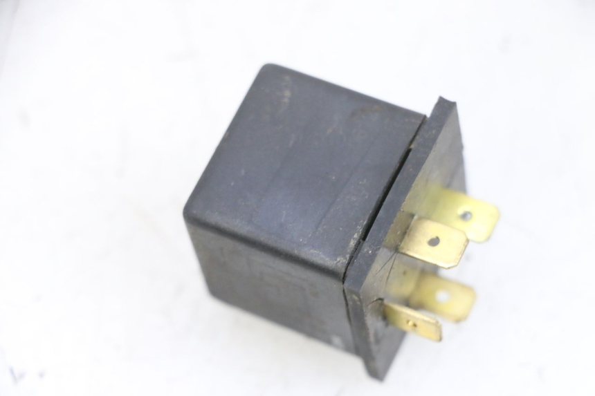 photo de ANLASSERRELAIS YAMAHA TZR 50 (2008 - 2016) - Alternative Perspektive