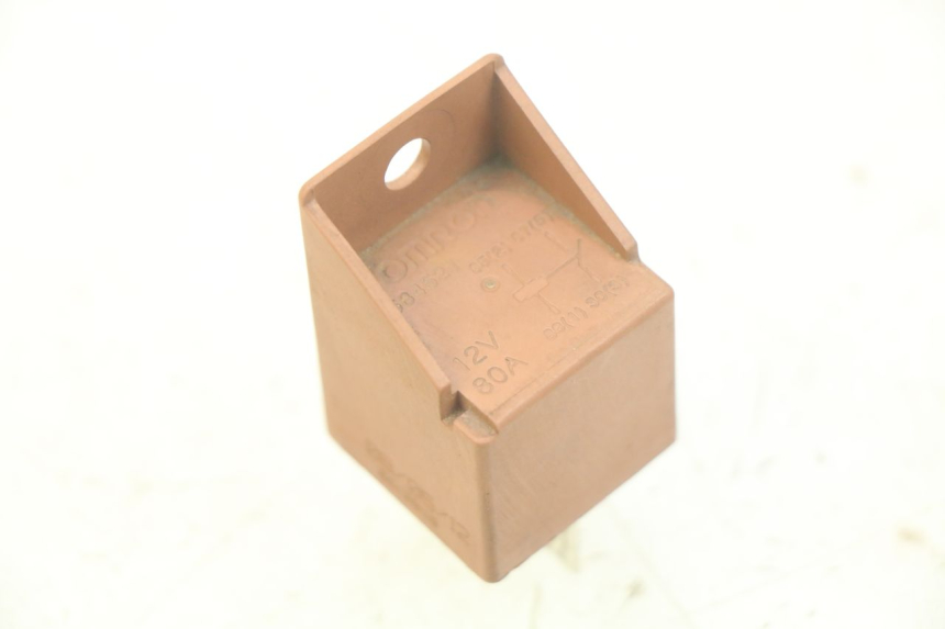 photo de STARTERRELAY PIAGGIO VESPA LX 2T 50 (2005 - 2013) - Detailansicht des Bauteils