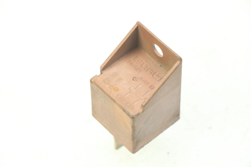 photo de ANLASSERRELAIS PIAGGIO VESPA LX 125 (2005 - 2010) - Zoom auf Gebrauchszustand