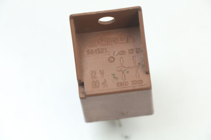 photo de ANLASSERRELAIS PIAGGIO VESPA LX 125 (2005 - 2010) - Detailansicht des Bauteils