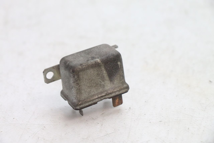 photo de ANLASSERRELAIS PIAGGIO VESPA PK FL 2T 50 (1990 - 1996) - Hauptansicht
